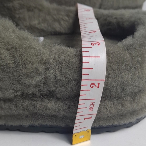 WOMEN'S UGG PLUSH SIZE 10 - Picture 13 of 16